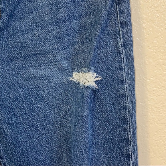 Universal Thread Vintage Straight Leg‎ Jeans - Picture 6 of 15